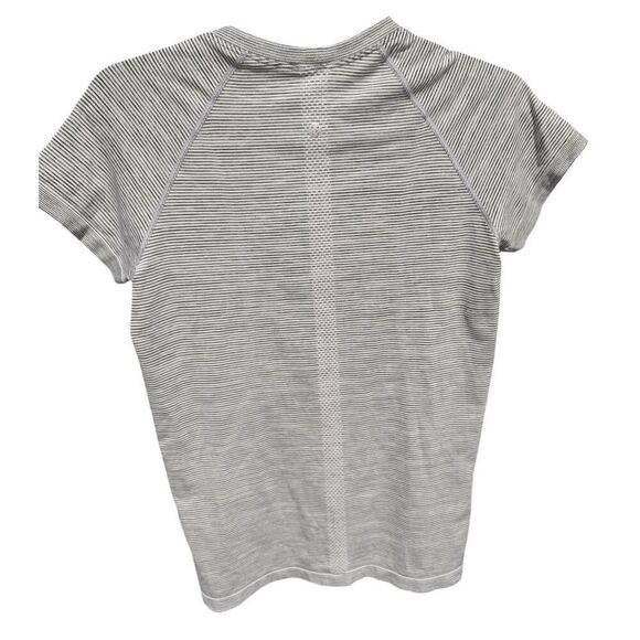 LULULEMON ATHLETICA Swiftly Tech Short Sleeve 2.0 Size 6 - Picture 4 of 4